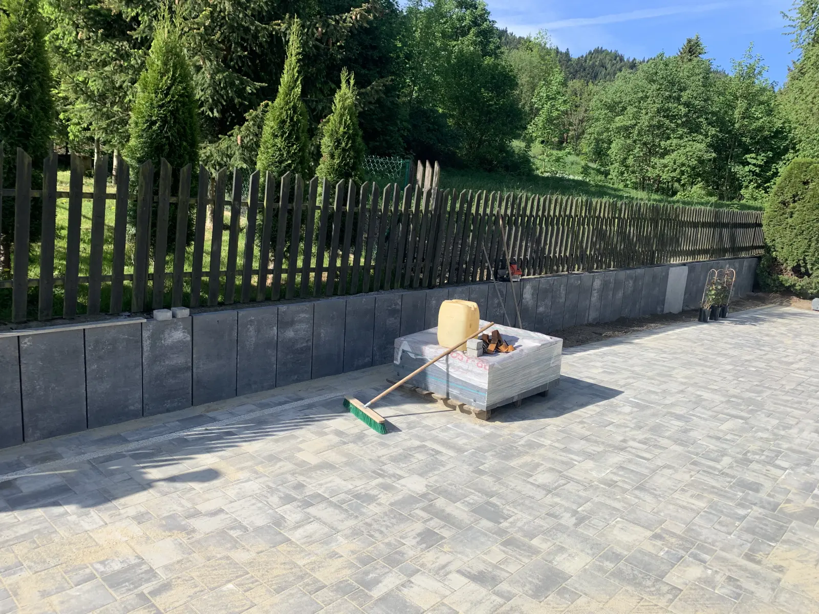 kostka brukowa mur oporowy koninki 3