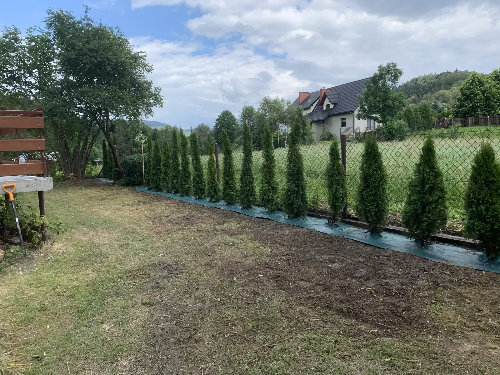 renowacja podworka wjazd kasinka mala 1