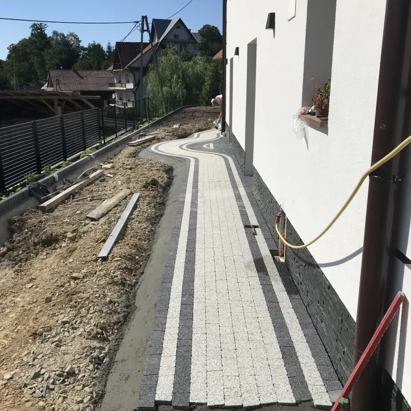 renowacja podworka kostka mszana dolna 8